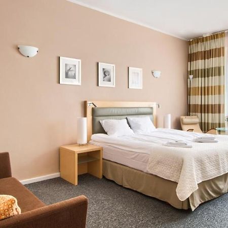 404 Rooms Wilanowska Warschau Exterior foto