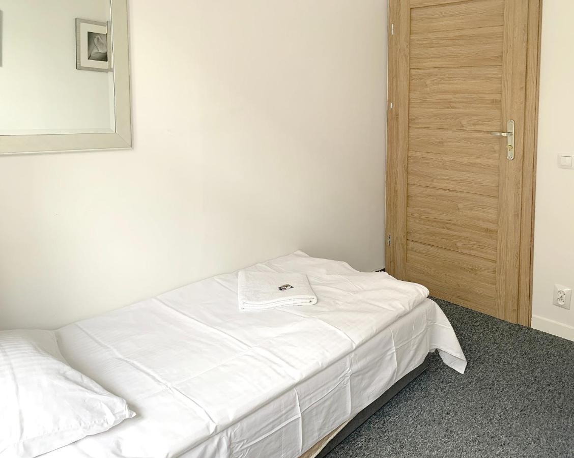 404 Rooms Wilanowska Warschau Exterior foto