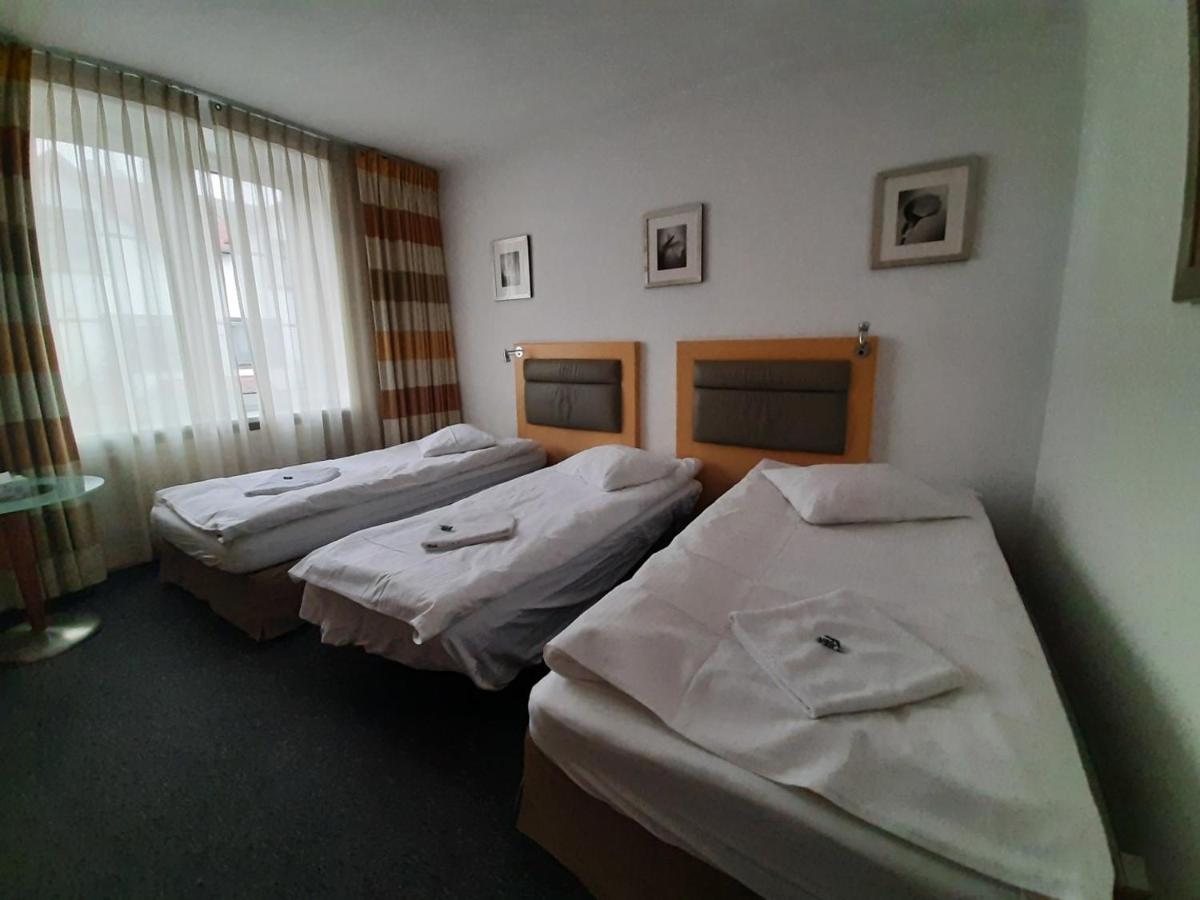 404 Rooms Wilanowska Warschau Exterior foto