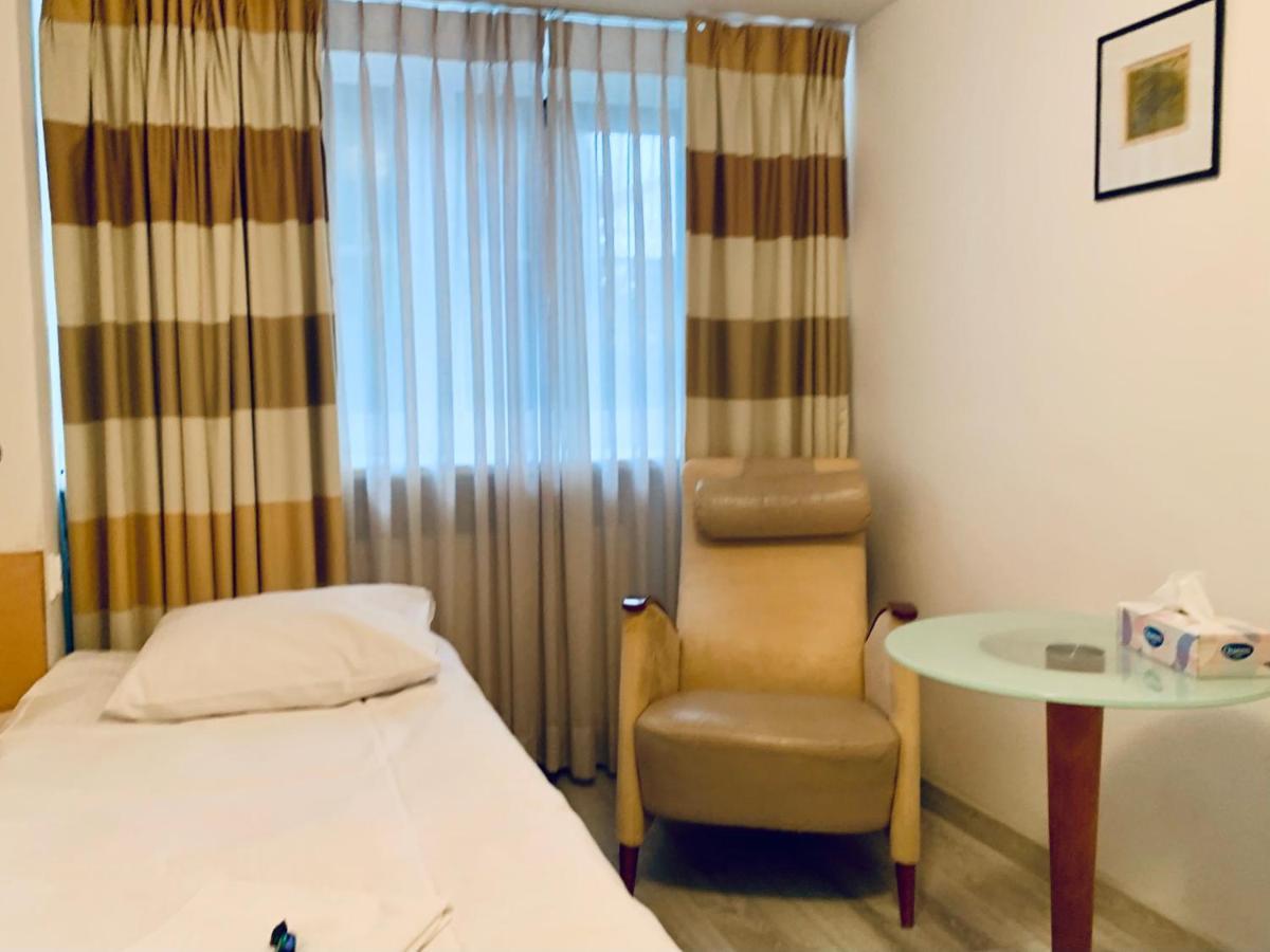 404 Rooms Wilanowska Warschau Exterior foto