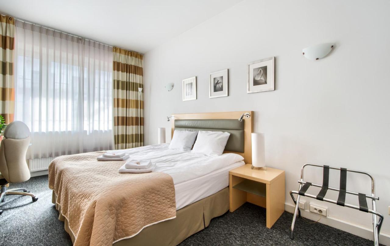 404 Rooms Wilanowska Warschau Exterior foto