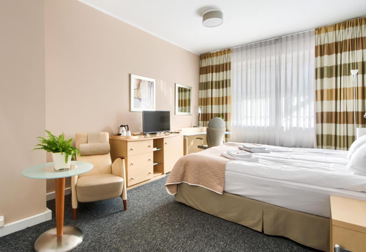 404 Rooms Wilanowska Warschau Exterior foto